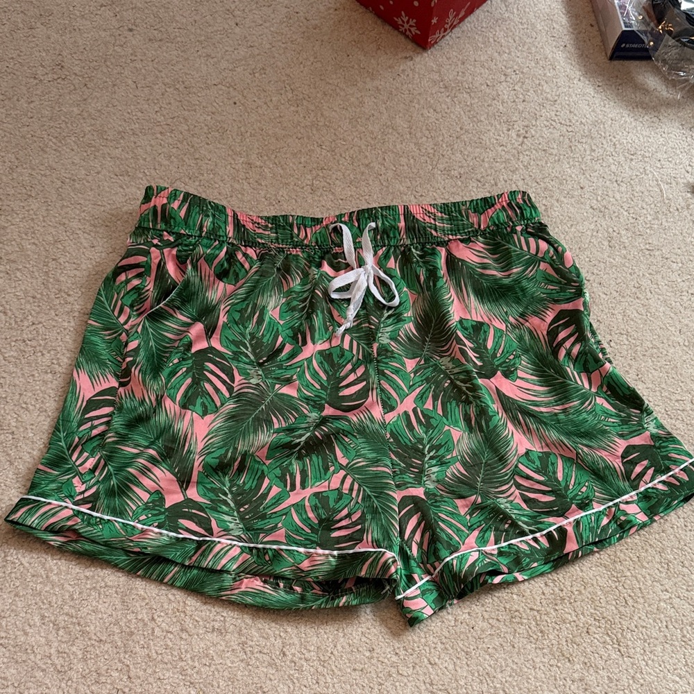 NWOT Tropical Leaf Women's Pajama Shorts